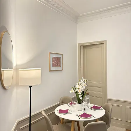 Privé Chic - Tour Eiffel