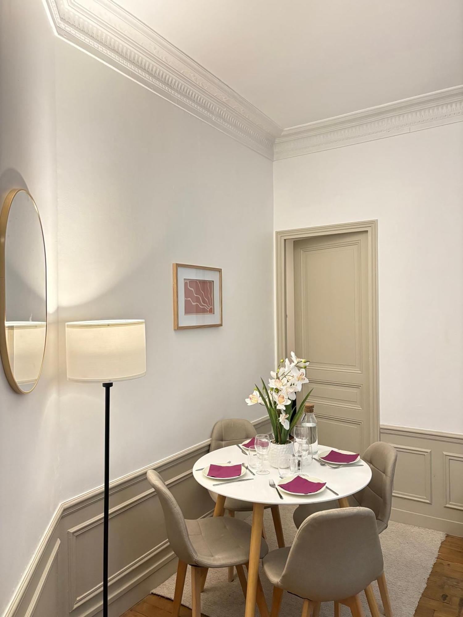 Privé Chic - Tour Eiffel